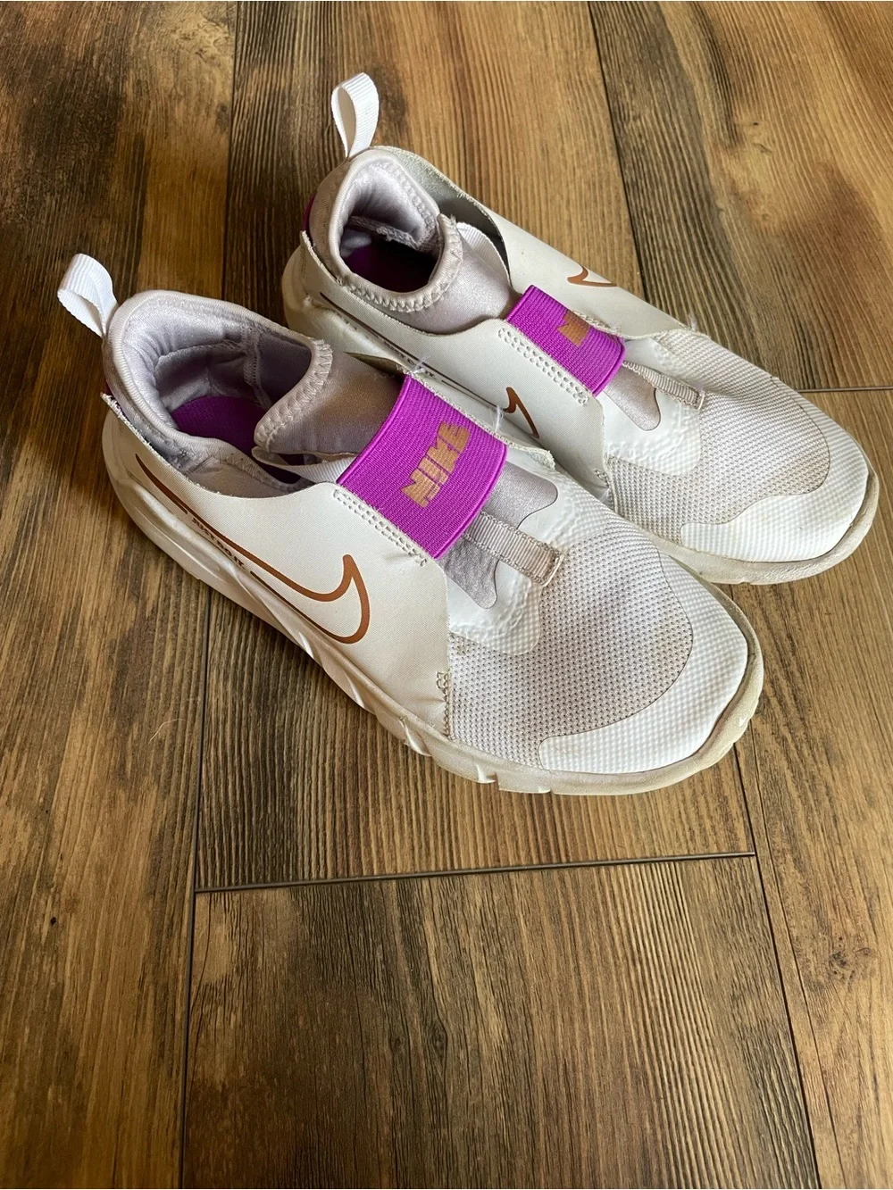 Nike Flex Runner Slip-On Shoes size 4